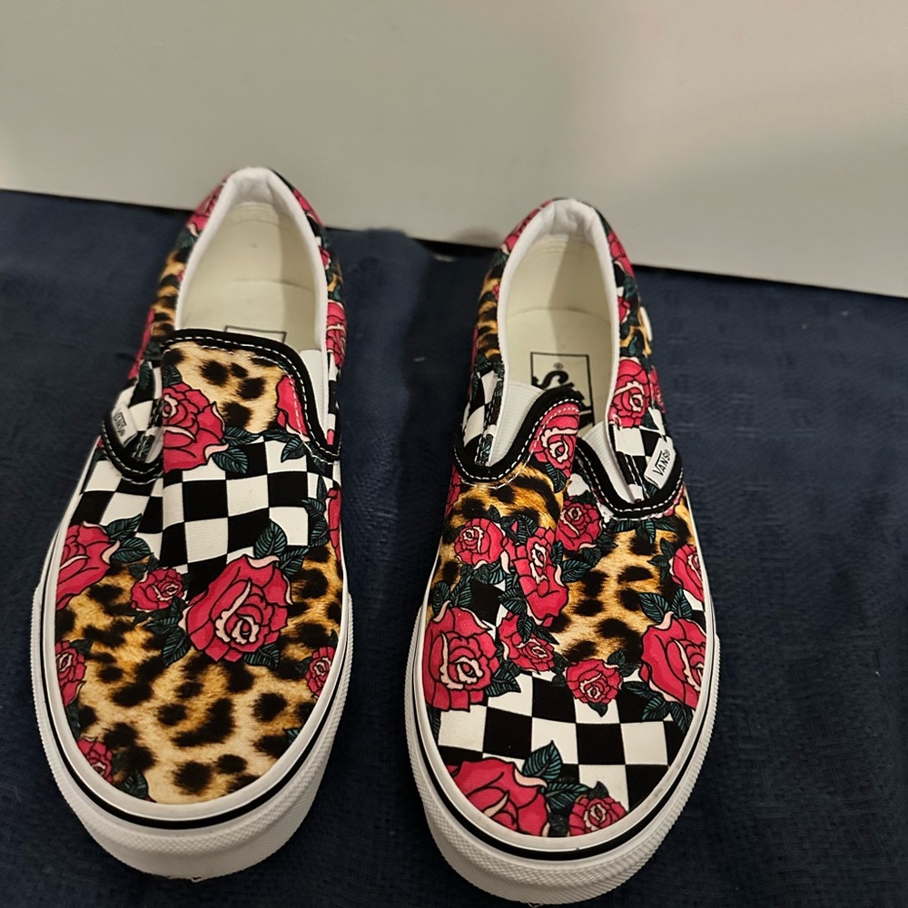 Vans Women's Rose Leopard Checkered Slip-On Sneakers. New but does not have tags